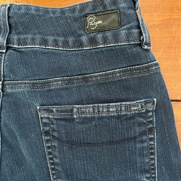 Paige Hidden Hills 2000s Dark Wash Mid Rise Bootcut Jeans - Picture 7 of 11